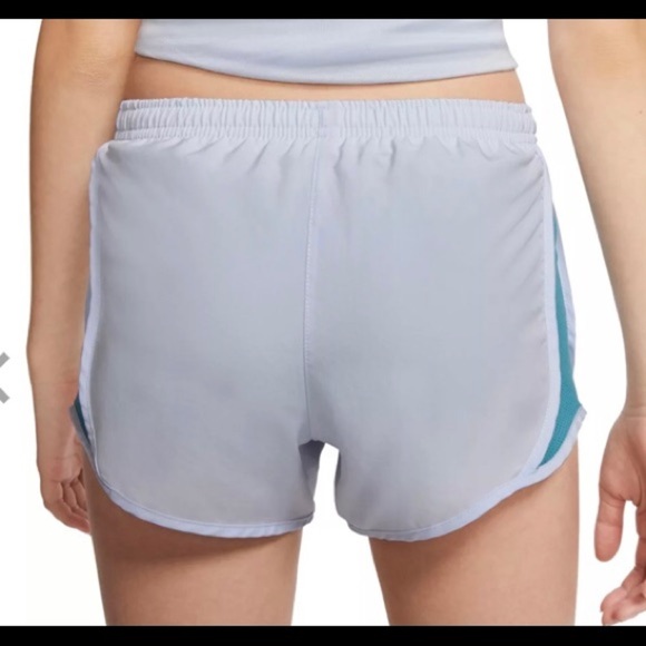 Nike Girls Tempo Running Shorts NWT - Picture 4 of 10